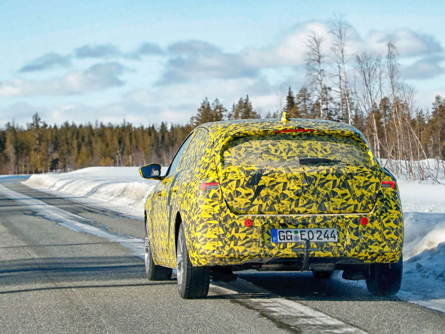 Opel Astra, нове покоління, випробування